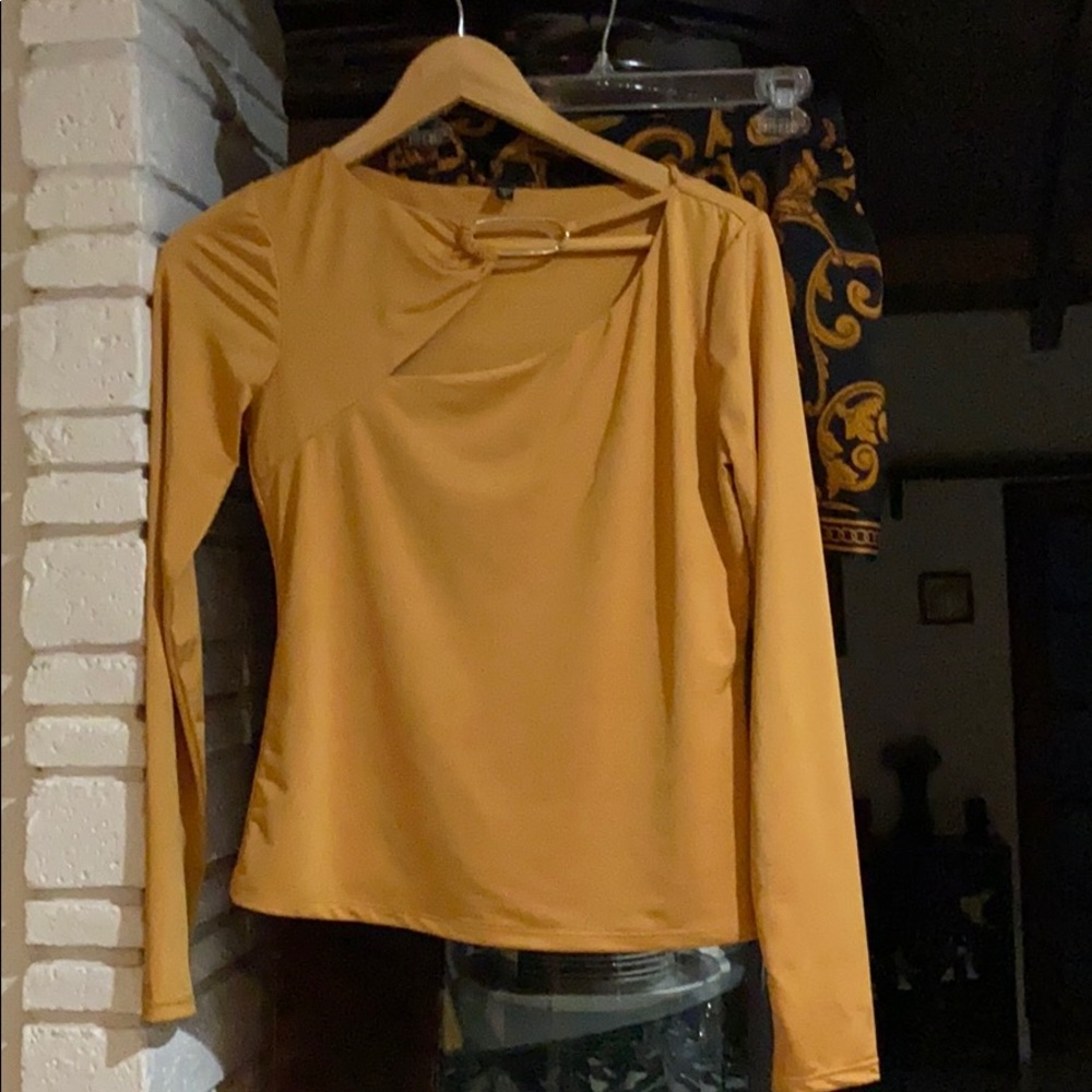 NBW Guess matching shorts and dress top!